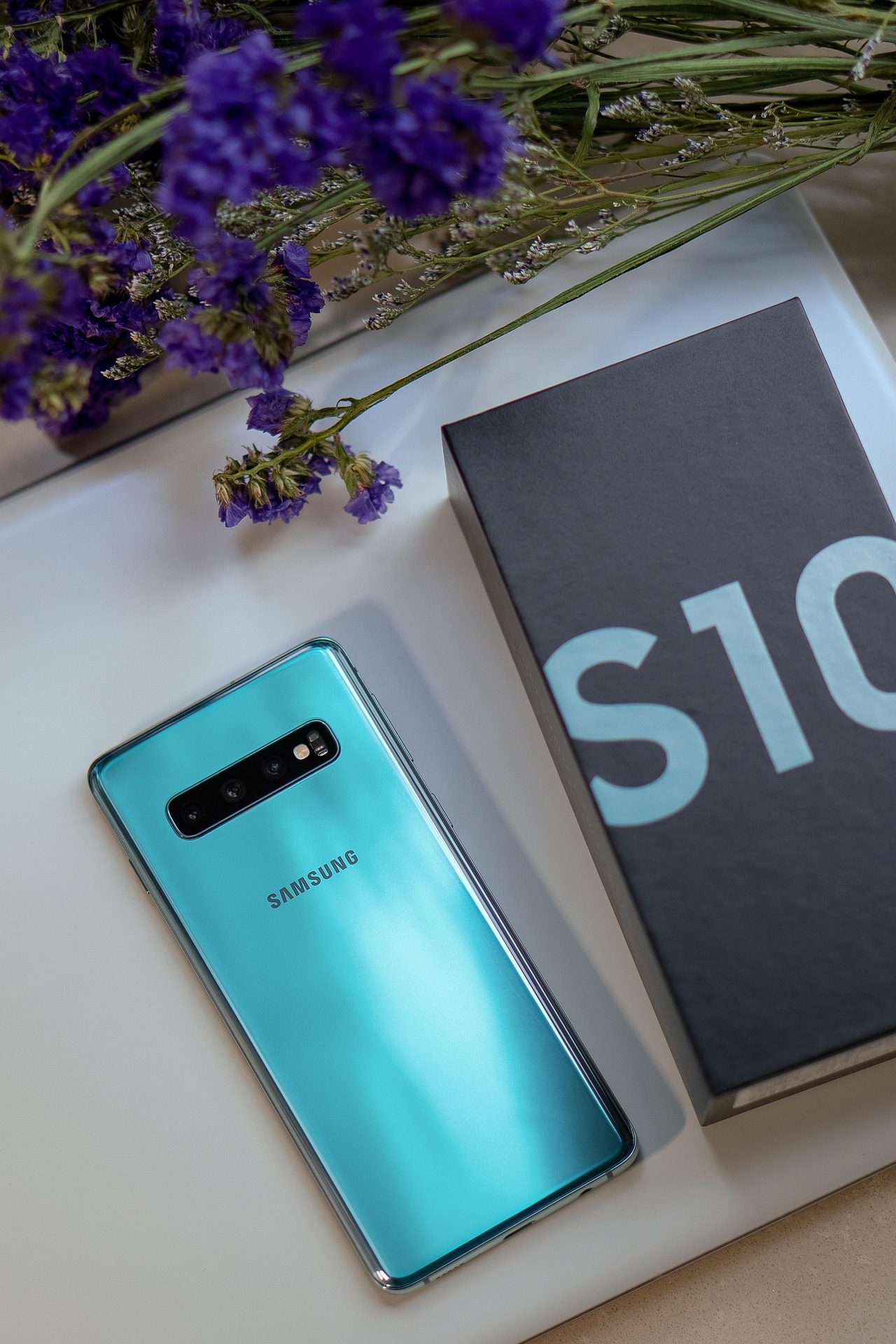 display fingerprint mobile price in pakistan